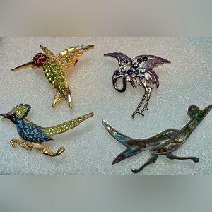 Colorful Bird Brooch Set 4 Vintage pins